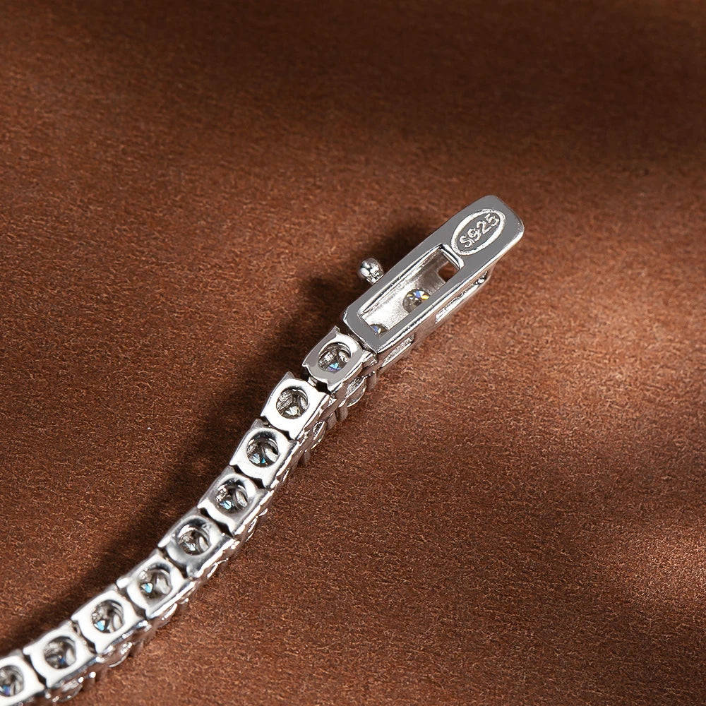 Gradient Moissanite Tennis Necklace