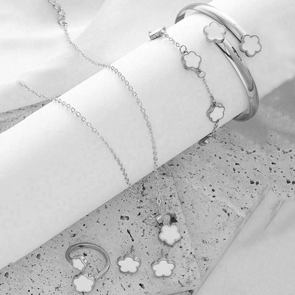 5pcs Lucky Five-petal Flower Women's Jewelry Set