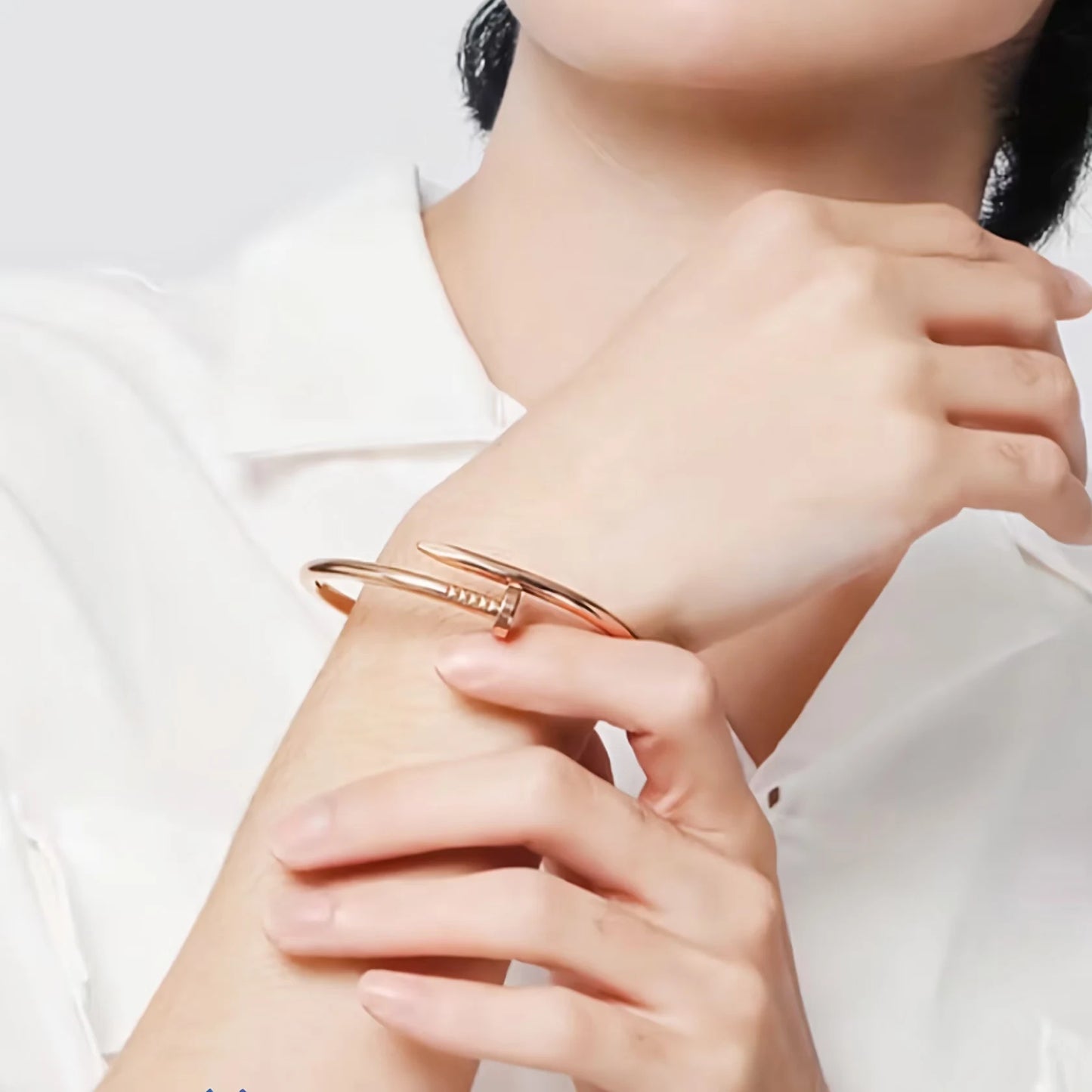 Fashion Curved Bracelet