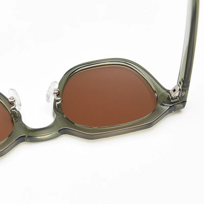 Peekaboo polygon frames